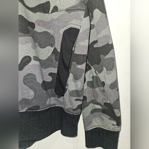 Champion Gray Camouflage Hoodie with Chain Accent - Picture 8 of 9